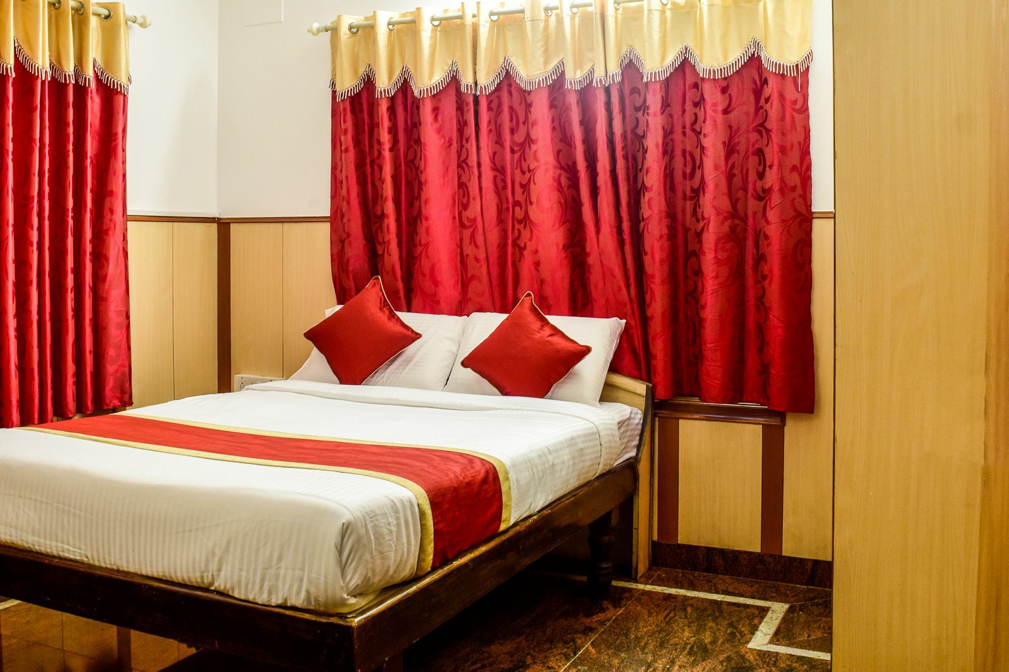 Fabhotel Shivaals Residency - Rajajinagar Bangalore Eksteriør billede